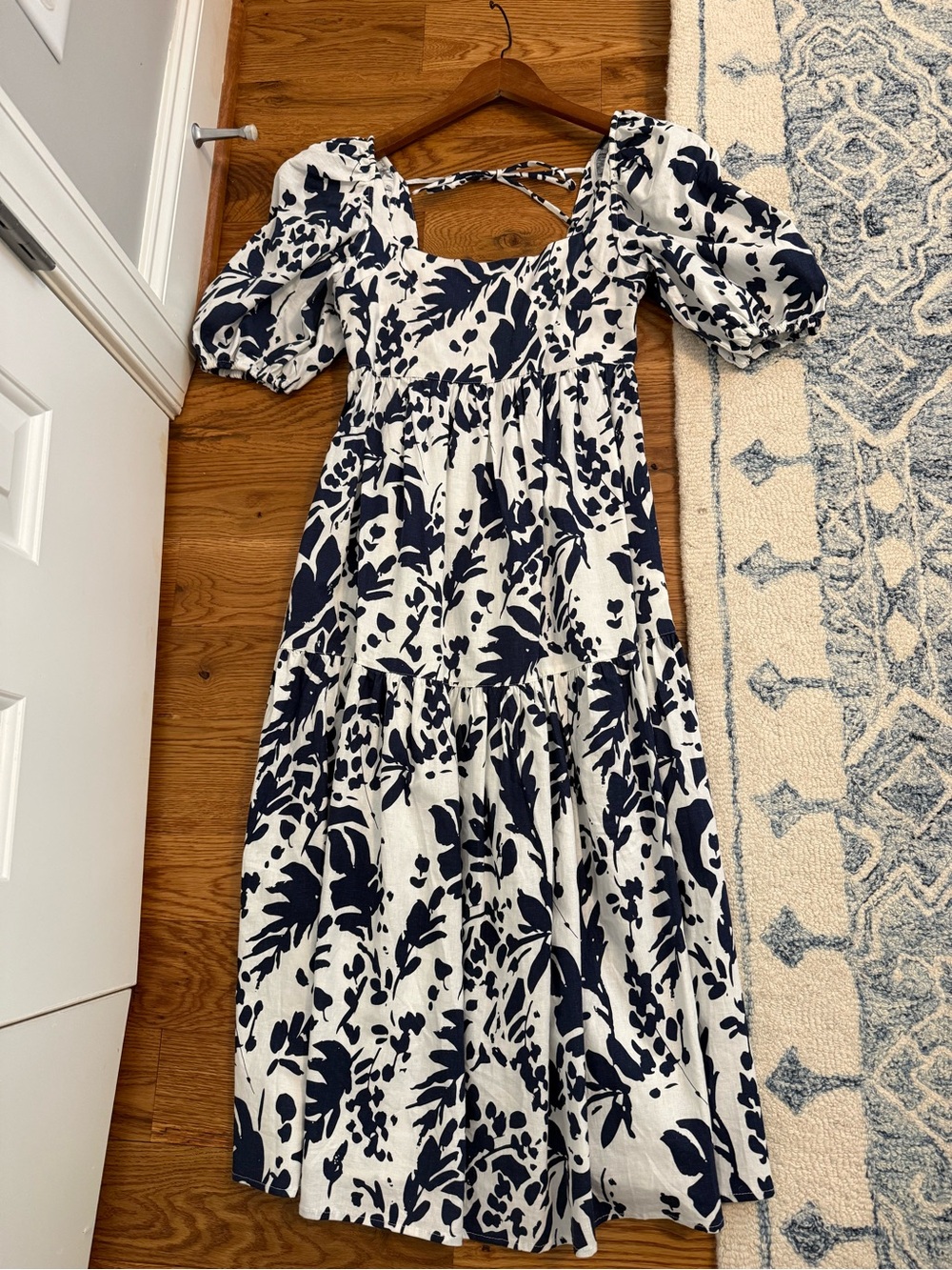 Willow Blue and White Midi Dress Size Small Puff Sleeves - Picture 5 of 10